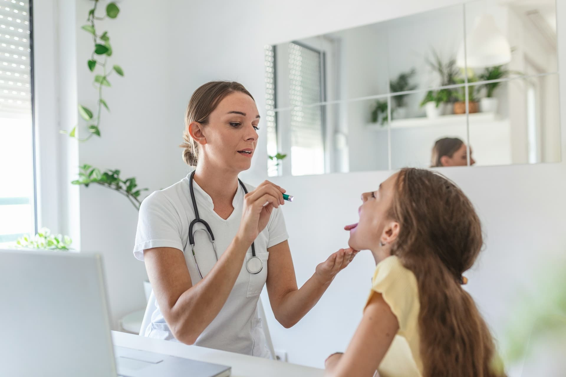 Błonica - objawy, diagnostyka i skuteczna profilaktyka szczepienna